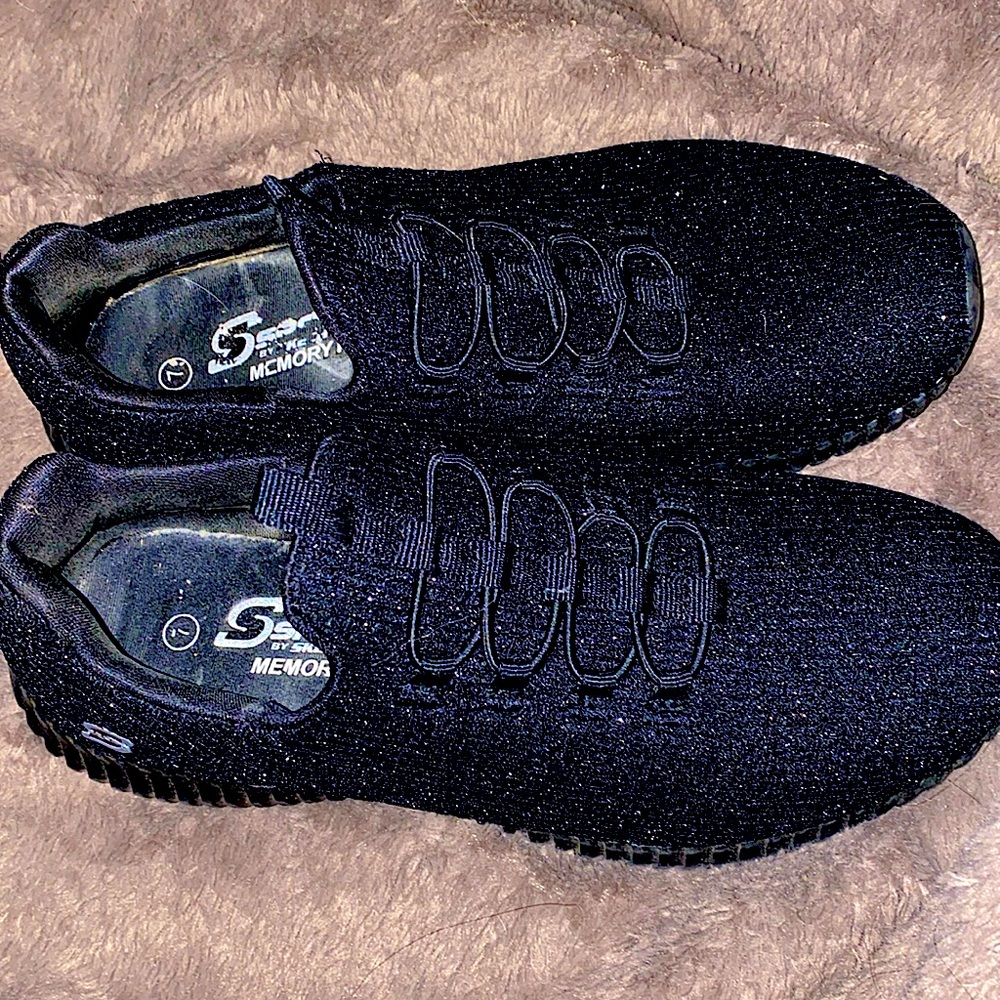 Skechers Sport Memory foam sneakers.